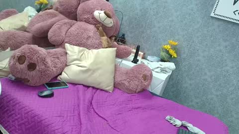 Tati online show from December 2024 07:21:01 PM