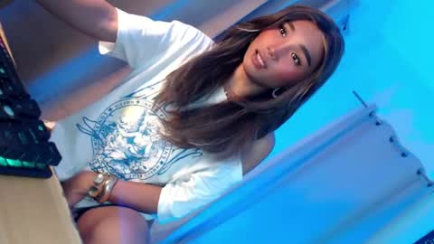 Snapshot of tatiana_wilton chatting on July 2026 02:10:01 PM ANDREA online show from July 2026 02:10:01 PM