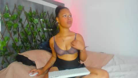 tatianasquirthot online show from February 2026 09:27:02 PM