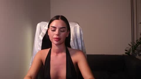 Snapshot of tatianaxoxo1 chatting on June 2026 08:10:01 PM Tatiana online show from June 2026 08:10:01 PM