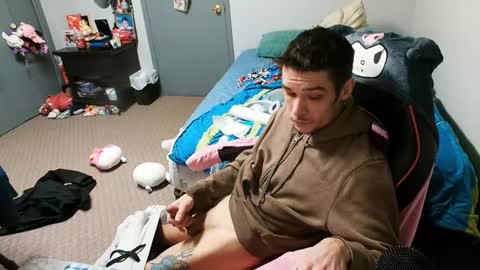 Snapshot of tattedcumdaddy chatting on February 2025 11:37:02 PM tattedcumdaddy online show from February 2025 11:37:02 PM