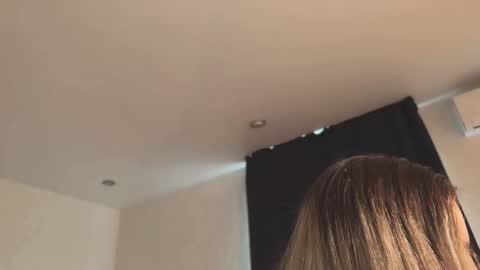 Snapshot of tatti_1 chatting on February 2025 08:03:01 AM Tata online show from February 2025 08:03:01 AM