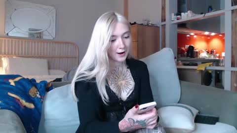 tattoobbgirl online show from February 2025 05:50:01 PM