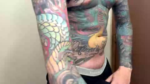 tattooed8in online show from December 2025 09:44:01 PM