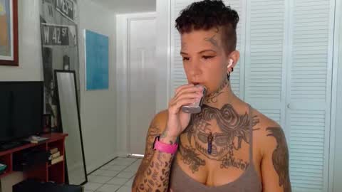 Snapshot of tattooed_natalia chatting on March 2026 12:44:01 PM Natalia 3 online show from March 2026 12:44:01 PM