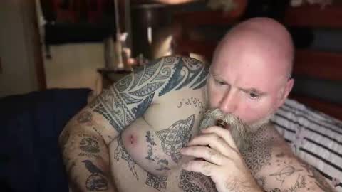 Snapshot of tattooeddilf01 chatting on November 2025 01:15:01 AM Tattooeddilf 01 online show from November 2025 01:15:01 AM