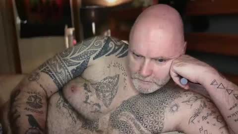 Tattooeddilf 01 online show from February 2026 07:43:01 PM