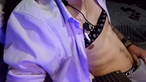 Snapshot of tattooman777 chatting on March 2026 02:06:01 AM Jean pool online show from March 2026 02:06:01 AM