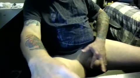 tattslovestattas1 online show from October 2025 02:41:02 PM