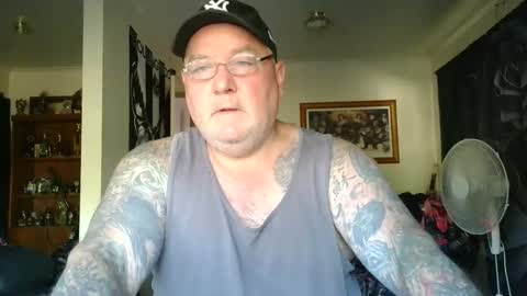 Snapshot of tattzsexy chatting on March 2026 11:19:01 PM tattzsexy online show from March 2026 11:19:01 PM