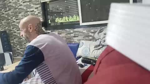 Snapshot of tatuadorhotxxx chatting on January 2026 02:00:02 PM Tatuado20cm online show from January 2026 02:00:02 PM