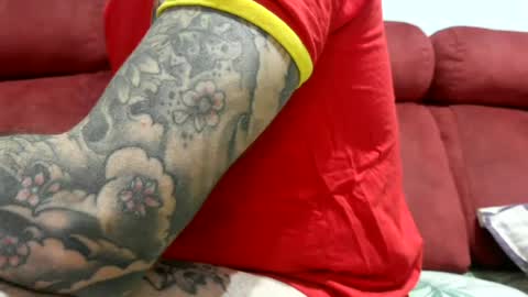 Snapshot of tatuadorhotxxx chatting on July 2026 12:06:01 AM Tatuado20cm online show from July 2026 12:06:01 AM
