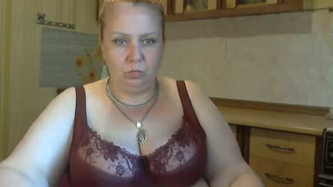 tatyanka_ online show from May 2026 02:12:02 PM