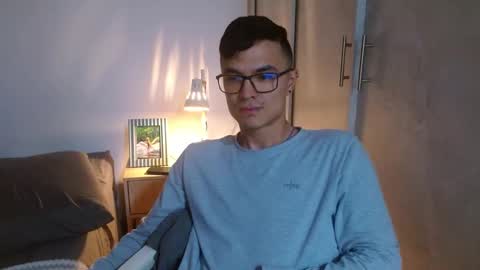 taurus4k online show from December 2024 03:32:01 AM