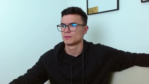 taurus4k online show from December 2024 03:39:01 AM