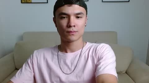 taurus4k online show from December 2024 02:45:02 AM