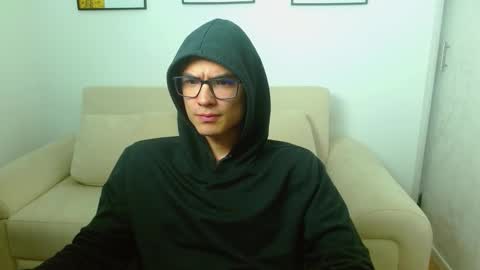 taurus4k online show from January 2025 10:57:01 PM