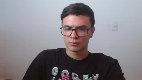 taurus4k online show from March 2025 10:52:02 PM