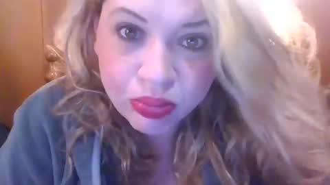 Taurus79007 online show from October 2025 04:42:01 PM