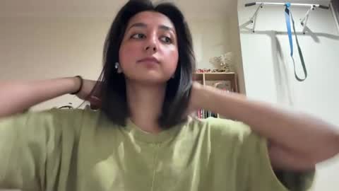 Snapshot of tawnyamartinek chatting on June 2026 07:22:01 AM Riza online show from June 2026 07:22:01 AM