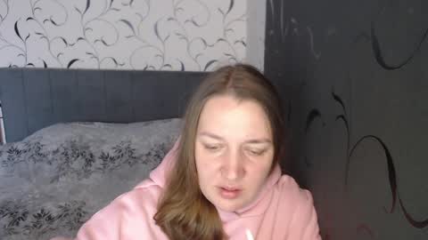 Snapshot of taxxxu chatting on April 2026 09:21:01 AM Diana online show from April 2026 09:21:01 AM