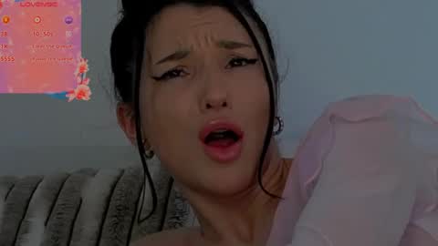 TayaKayan online show from February 2025 06:20:01 AM