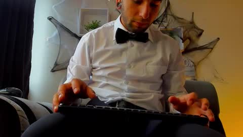 Snapshot of tayer_bennet chatting on October 2025 08:51:02 PM tayer_bennet online show from October 2025 08:51:02 PM