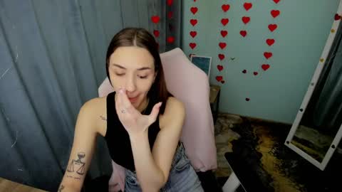 Tayla online show from April 2026 07:59:02 AM