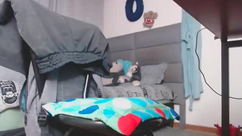 MARCELO MILK online show from February 2025 03:24:01 AM