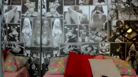 T A Y L E R  online show from March 2025 08:31:02 PM