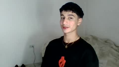 Snapshot of taylor1520 chatting on November 2025 12:22:02 AM taylor1520 online show from November 2025 12:22:02 AM