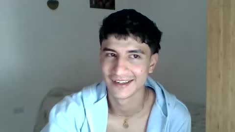 Snapshot of taylor1520 chatting on November 2025 03:23:01 PM taylor1520 online show from November 2025 03:23:01 PM