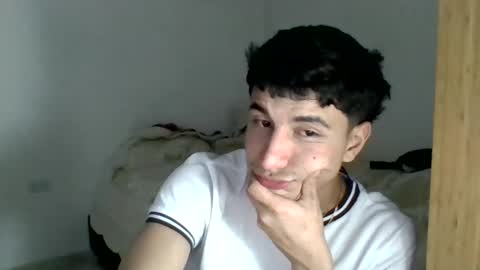 Snapshot of taylor1520 chatting on November 2025 03:45:02 AM taylor1520 online show from November 2025 03:45:02 AM