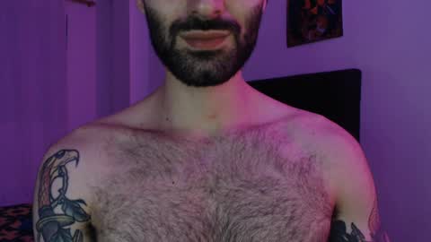 Snapshot of taylor__06 chatting on January 2025 01:26:01 AM Taylor online show from January 2025 01:26:01 AM