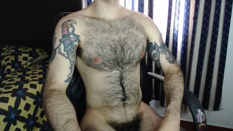 Snapshot of taylor__06 chatting on October 2025 07:01:02 PM Taylor online show from October 2025 07:01:02 PM