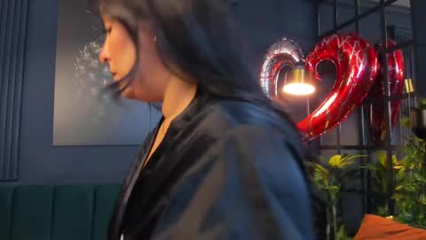 Taylor Bennet online show from February 2025 06:20:01 PM