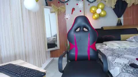 Snapshot of taylor_collins_2 chatting on November 2025 05:13:01 PM taylor_collins_2 online show from November 2025 05:13:01 PM