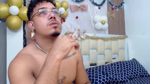 Snapshot of taylor_collins_2 chatting on November 2025 10:15:02 PM taylor_collins_2 online show from November 2025 10:15:02 PM