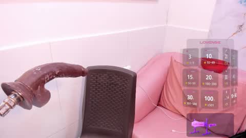 taylor_cupper_ online show from February 2026 05:27:02 PM