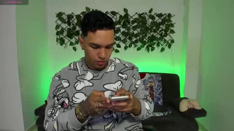 Penagos zz    online show from December 2024 02:21:01 PM