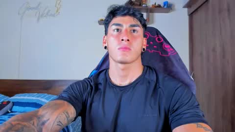 taylor_mclane1 online show from April 2026 08:06:02 PM