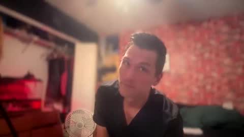 Trevorling online show from November 2025 01:32:02 PM