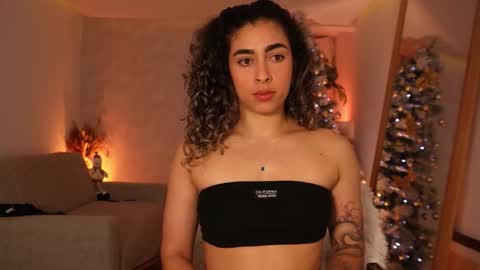 taylormichell online show from December 2025 10:16:01 PM