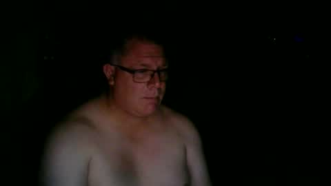 Snapshot of taylz chatting on February 2026 01:07:02 PM taylz online show from February 2026 01:07:02 PM