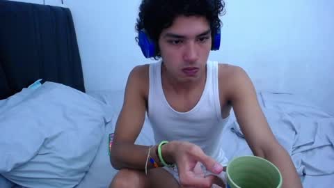 Tayron online show from January 2025 02:17:01 AM