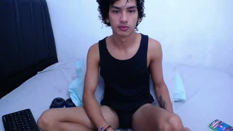 Tayron online show from January 2025 08:25:02 PM