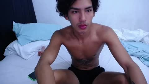 Tayron online show from February 2025 05:29:02 PM