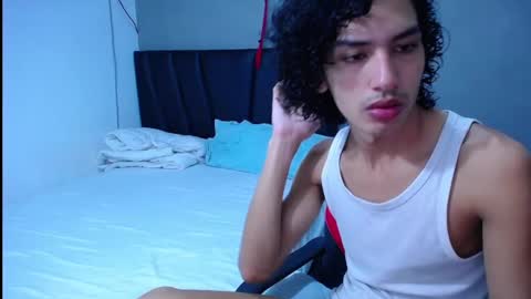 Tayron online show from October 2025 04:26:02 PM