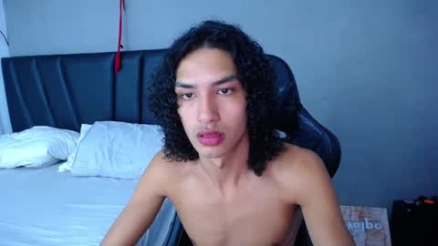 Snapshot of tayronx33 chatting on March 2026 06:34:01 PM Tayron online show from March 2026 06:34:01 PM