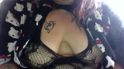 Snapshot of tbeautifulma chatting on January 2025 04:36:01 PM tbeautifulma online show from January 2025 04:36:01 PM